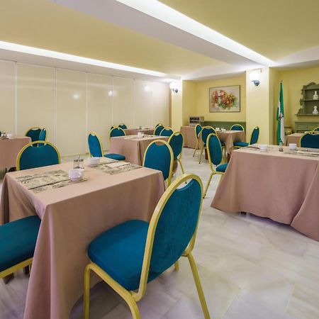 Crisol Chiclana Hotel Chiclana de la Frontera Bagian luar foto