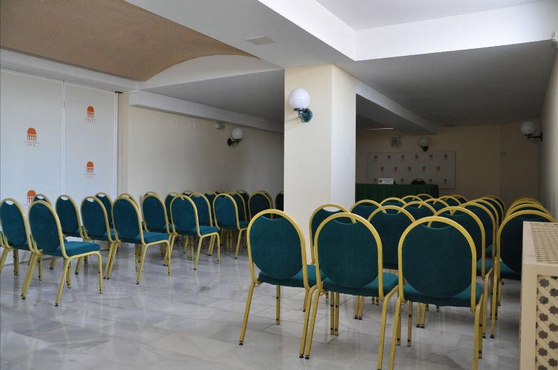 Crisol Chiclana Hotel Chiclana de la Frontera Bagian luar foto