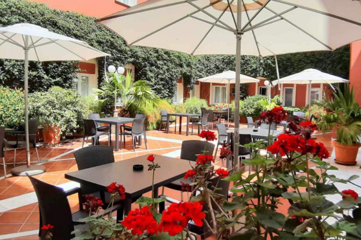 Crisol Chiclana Hotel Chiclana de la Frontera Bagian luar foto