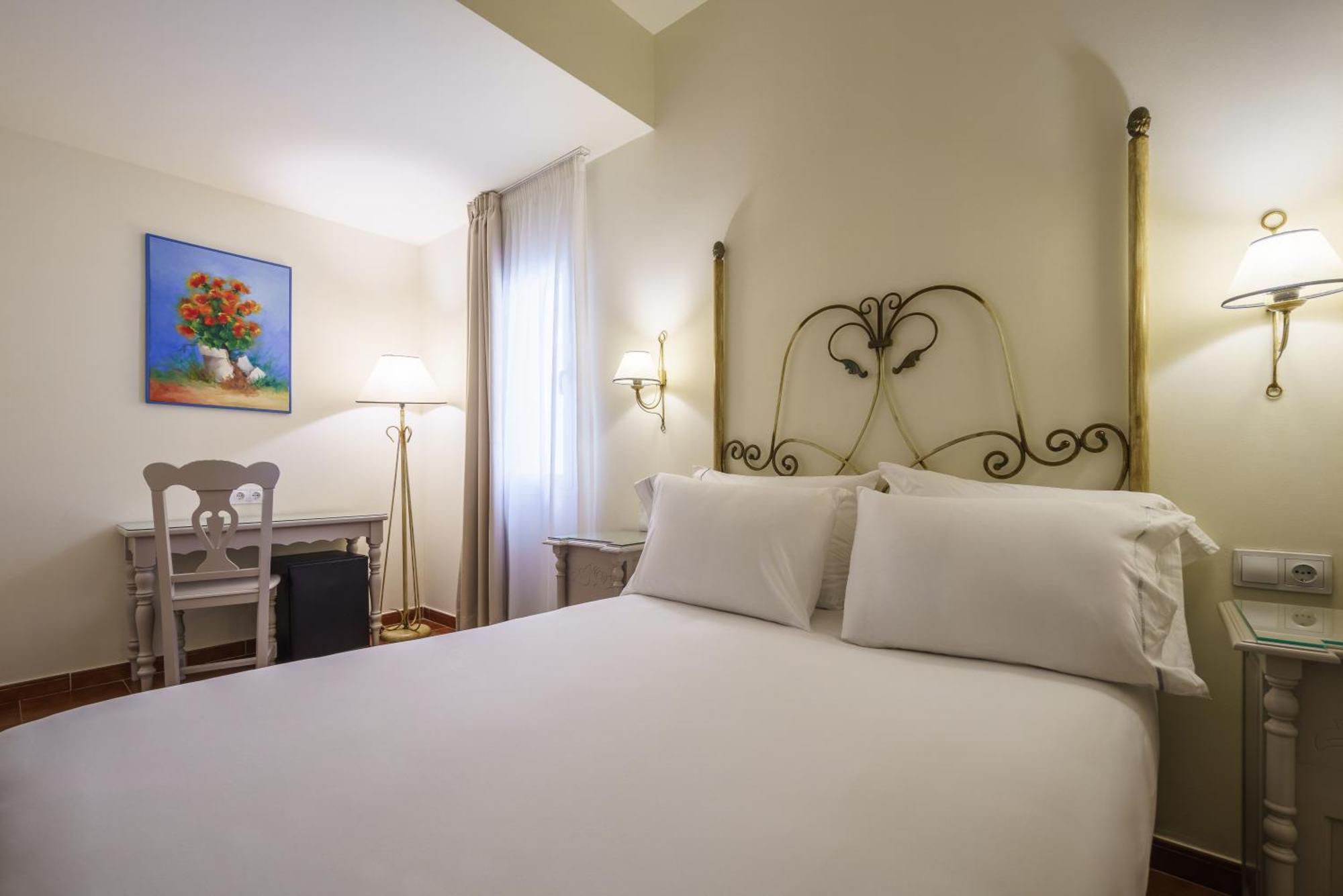 Crisol Chiclana Hotel Chiclana de la Frontera Bagian luar foto
