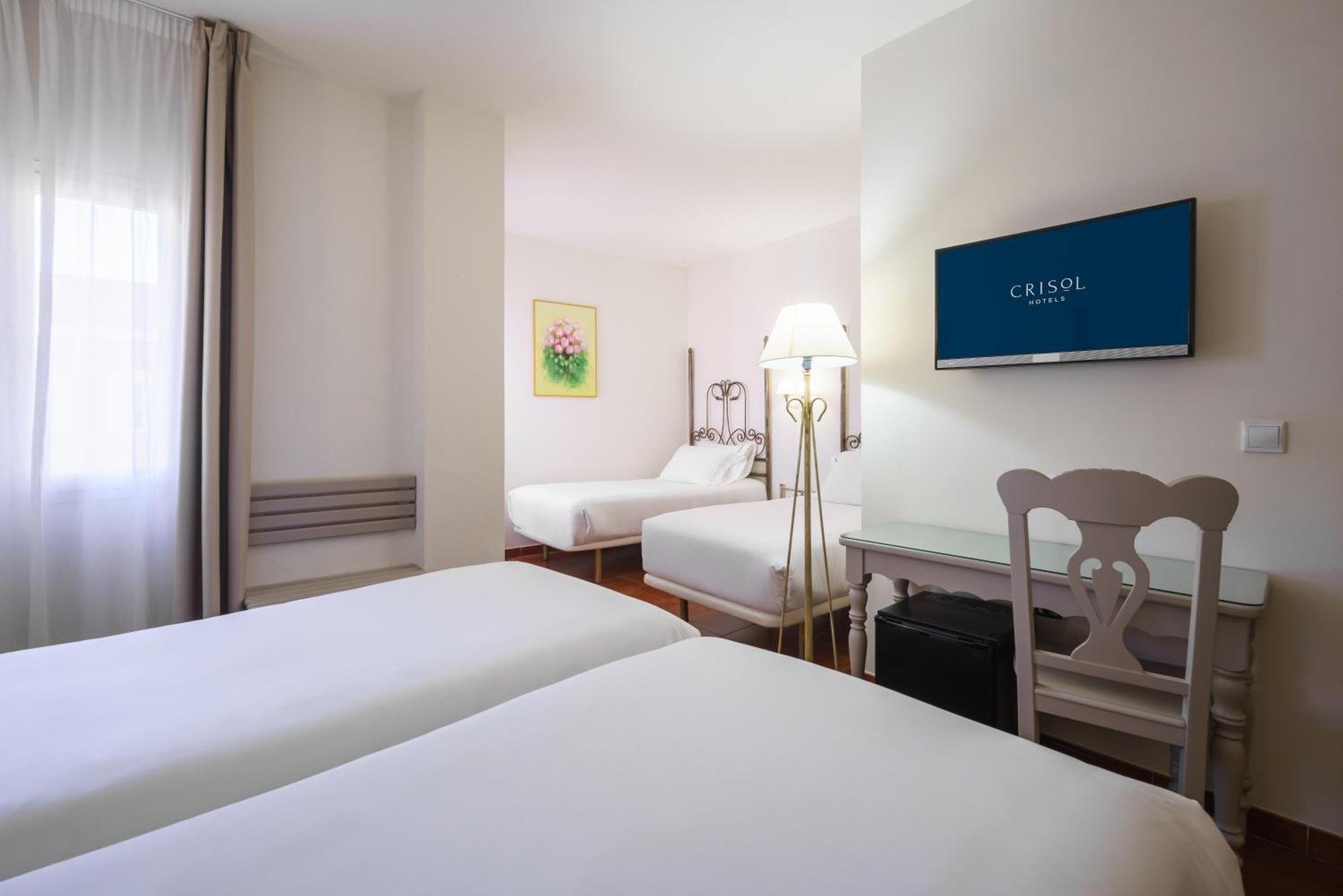 Crisol Chiclana Hotel Chiclana de la Frontera Bagian luar foto